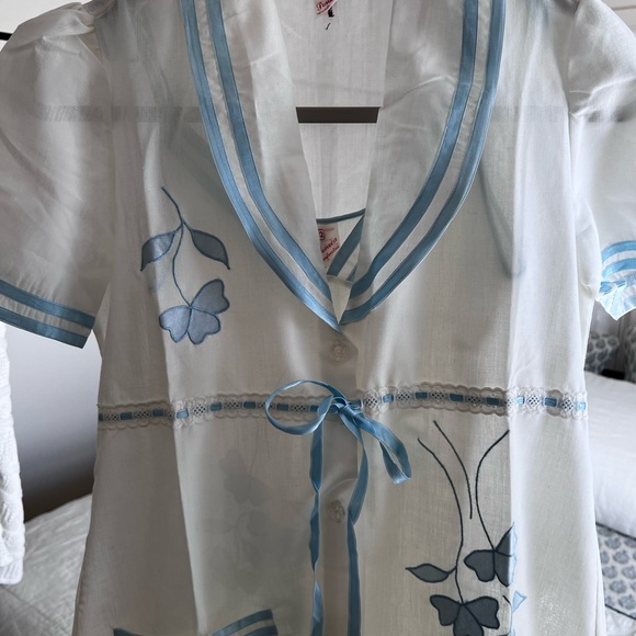 Vintage New Old Stock Nightie Set - Pristine Condition Sz. 42 Small - Picture 6 of 10